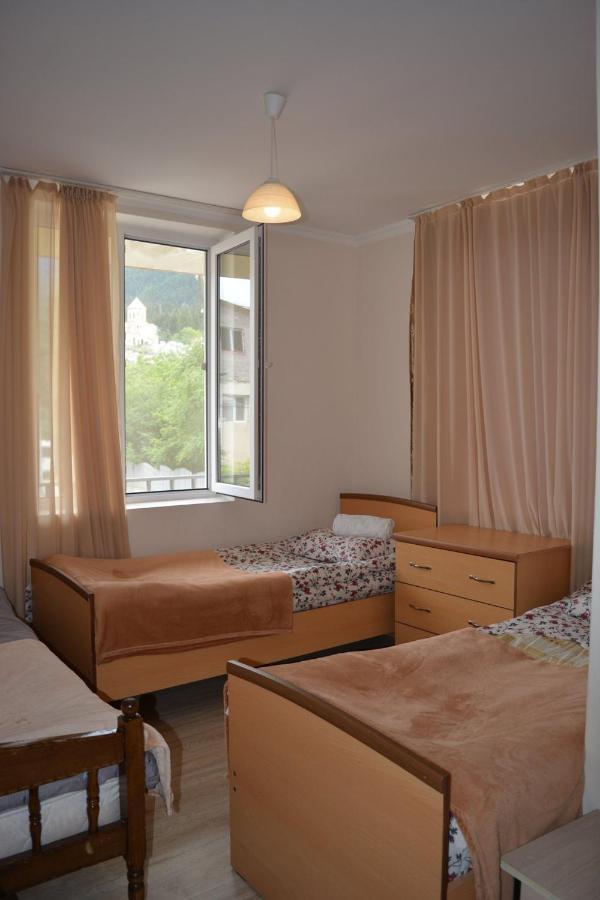House In Местія Екстер'єр фото