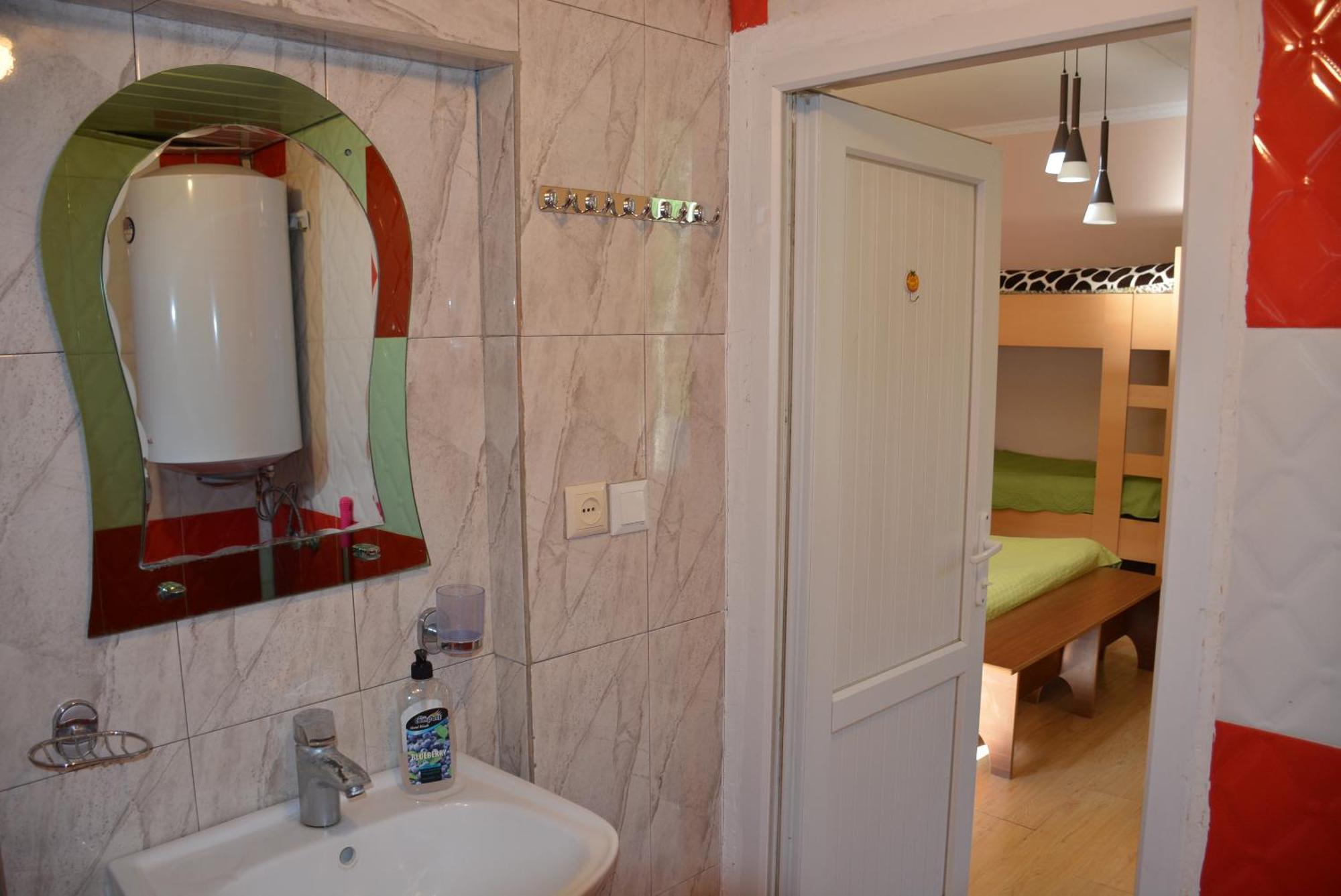 House In Местія Екстер'єр фото