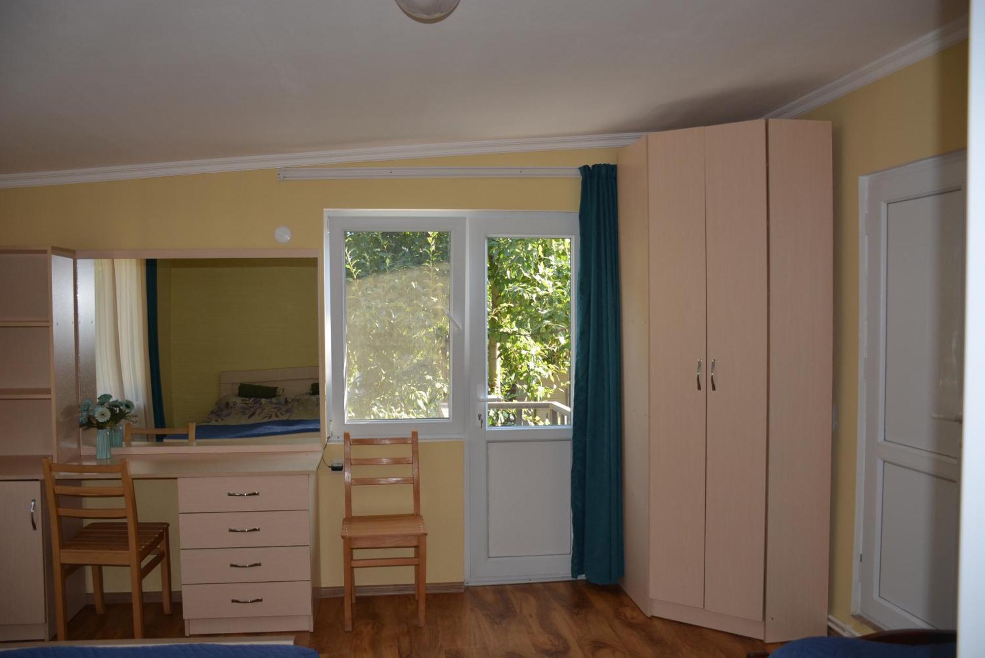 House In Местія Екстер'єр фото