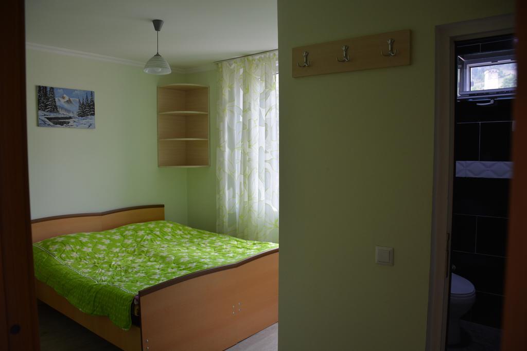 House In Местія Екстер'єр фото