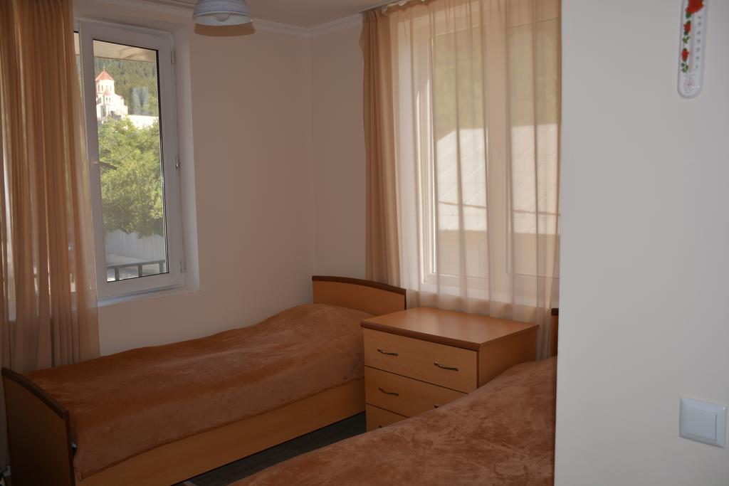 House In Местія Екстер'єр фото